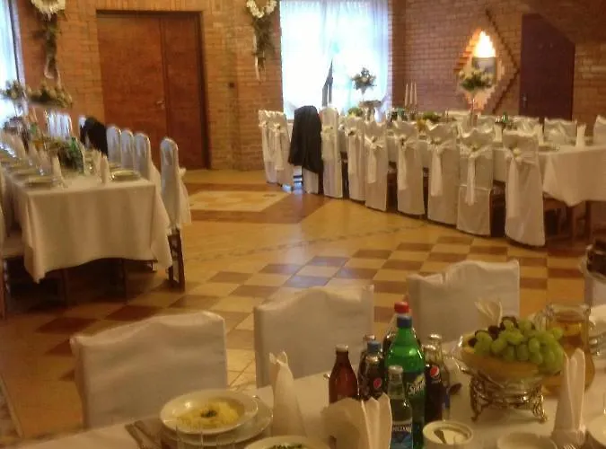 Farmház Zamek Ostrowski *