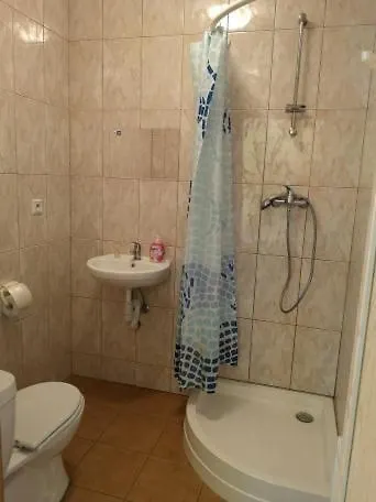 Zamek Ostrowski Farmház *